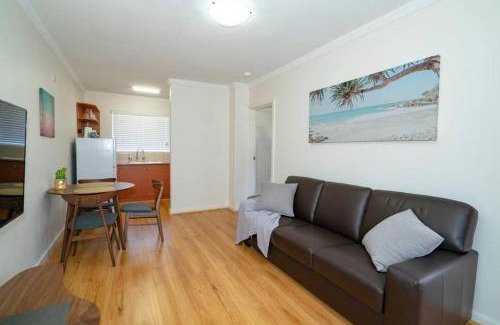 Rivervale Apartment | 24 Burswood Comfort Short Walk To Crown & Optus!