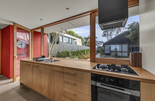 Merimbula House | 24 Hill Street - Pet friendly