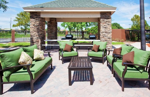 Airport North Condo | 24 Hour Fitness Center | 1.5 Miles from Orlando International Airport + 25 Minutes to Disney World