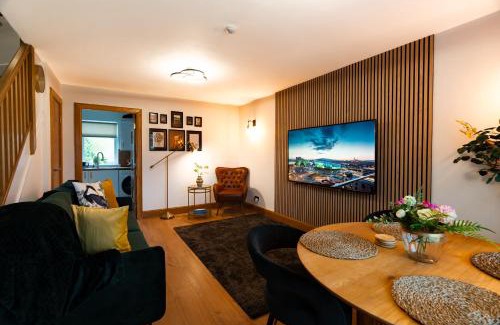 Newton Mearns Apartment | 24 Kingsford Court