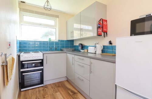 Kilkhampton Cottage | 24 THE GLADE, family friendly, with a garden in Kilkhampton