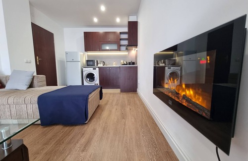 Kvartal Noviya Grad Apartment | 2405 Cosy Mountain View Apartment - 100mbps Wifi