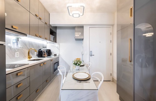 Republica Apartment | 2412 Luxurious Studio Wi-Fi 500Mb Center and garage