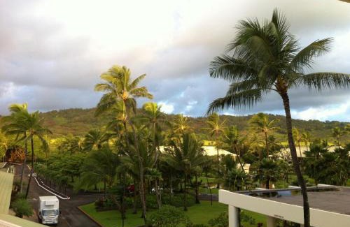 Hanamaulu Apartment | 2417 at Oceanfront Resort Lihue Kauai Beach Drive Private Condo