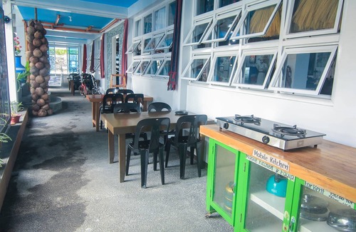 Tiwi Hotel | 247 BalikBayan Fun Resort