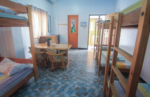 Tiwi Hotel | 247 BalikBayan Fun Resort