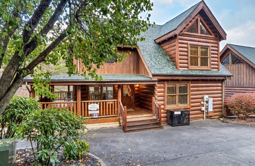 Sevierville Cabin | 247 m² Cabin ∙ 3 bedrooms ∙ 10 guests
