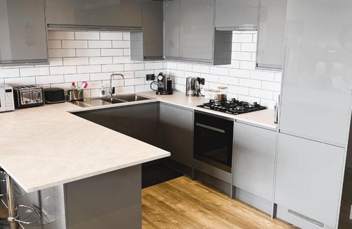 Sandown Apartment | 25 Breakwaters - Pet friendly