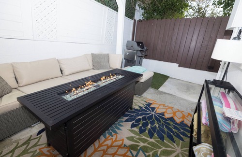 Laguna Beach Cottage | 25% DisCount; Rarely Available, OCean View & Sunsets; Steps to Sand
