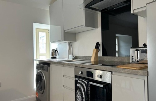 Kirkcaldy Apartment | 25 Linen Loft - 2 Bed Apt