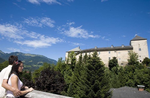 Golling an der Salzach Hotel | 25 m² Hotel ∙ 1 bedroom ∙ 3 guests