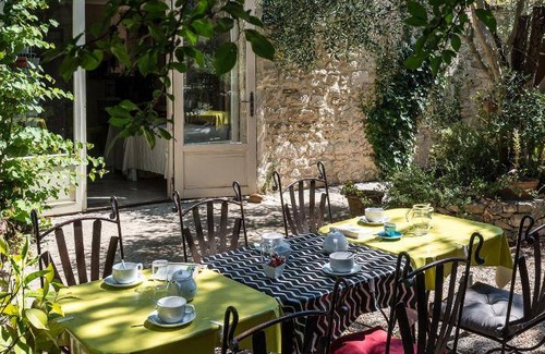 Saint-Etienne-du-Gres Hotel | 25 m² Hotel ∙ 3 guests