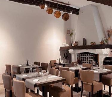 Le Bourguet Hotel | 25 m² Hotel ∙ 4 guests