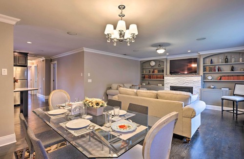 Glen Cove Apartment | 25 Mi to NYC: Walkable Long Island Apt w/Balcony