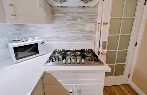 Rowland Heights House | 25 mins to Disneyland - 2BR nice for small family