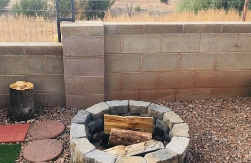 Pecos Apartment | 25 minutes to Santa Fe Plaza, 5 Minutes to Pecos river. Patio, private parking.