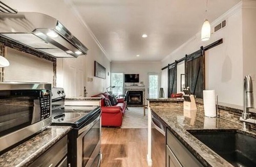 Irving Apartment | 25% OFF 1BD Condo, HWY161/183 - DFW South Irving - I50