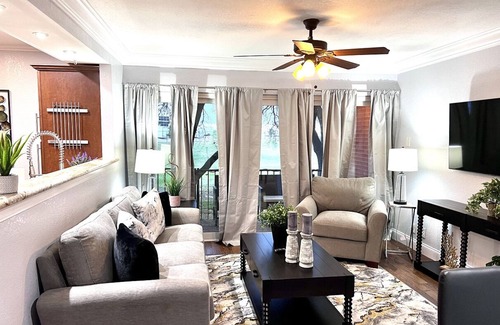 North Arlington Apartment | 25% OFF 2BD Condo HWY360/30 Grand Prairie GP22B