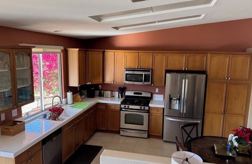 Palm Desert House | 25% off Dec - Great place for Holidays! Private Home w Pool, Spa,& Putting Green