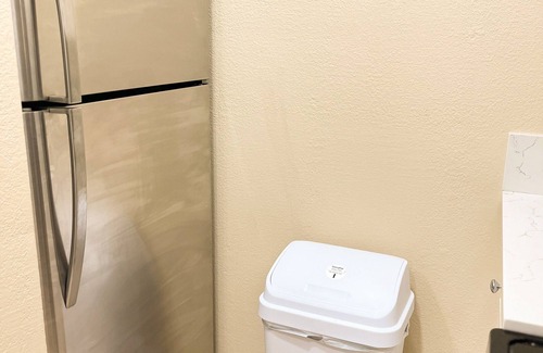 Rancho Cucamonga Condo | 25% OFF/Gated 2 BR 1 BA condo/POOL/Tennis Court/ONT Airport