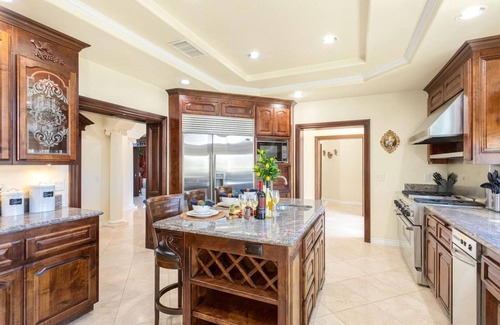 Perris House | 25% Off Oct 16-19 W/Pool & Hot Tub, Great Views!