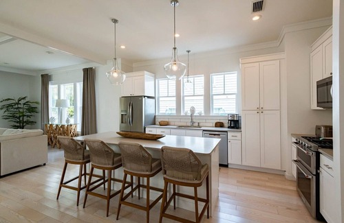 San Juan House | 25% SALE Thru FALL~OCHO CINCO~Heated Pool~528' From Beach~Beach Gear~Family Lux