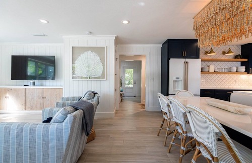 Grayton Beach House | 25% SALE Thru FALL~Artless Sprite~Cozy Luxury~Walk to Beach/StatePark~Beach Gear