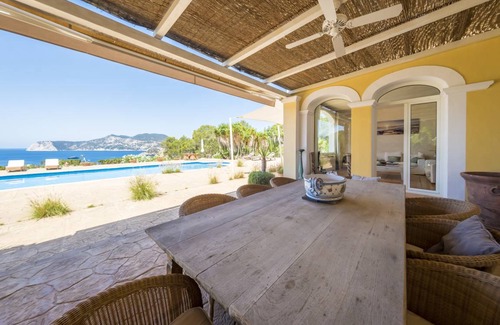 Sant Josep de sa Talaia Villa | 250 m² Villa ∙ 2 bedrooms ∙ 2 guests