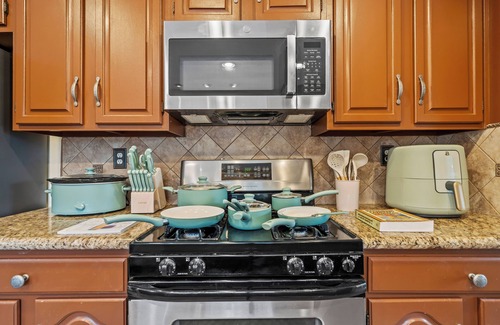 Rancho San Diego House | 2500 sqft 4-Bedroom House w/Pool, Hot Tub, King Bed, Garage