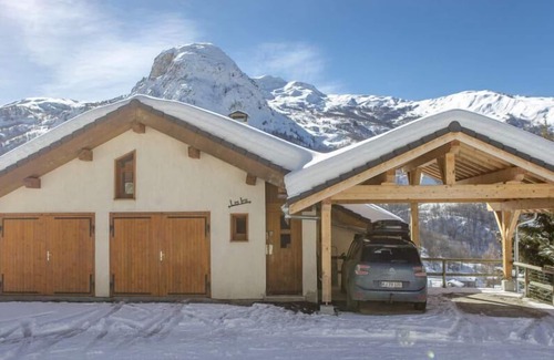 Saint-Martin-de-Belleville Apartment | 250m from resort center, sauna, balcony, parking, tv, ski locker, 65m², Saint Martin de Belleville