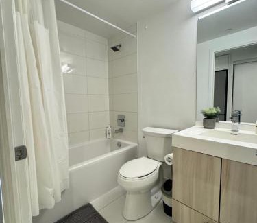 Garden District Hotel | 251 Jarvis RSMT