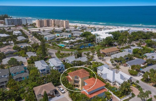 Holmes Beach House | 251 m² House ∙ 3 bedrooms ∙ 6 guests