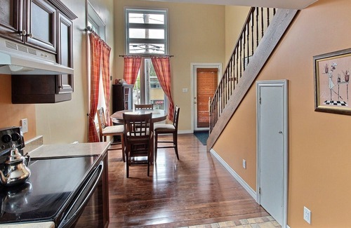 Bellerive Apartment | #254 Superb Loft Next to Métro (Subway)