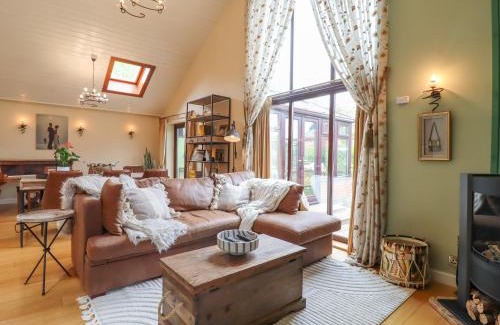 Colchester House | 256 London Road