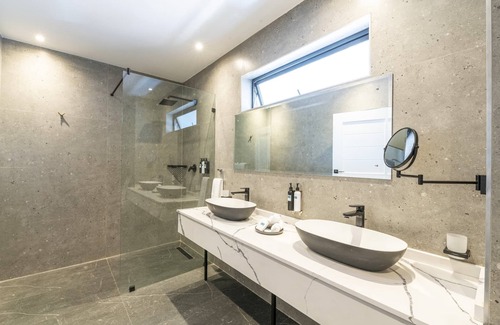 Harare Hotel | 258 Hotel