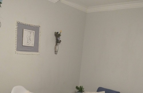 Greenville House | 25min to NYC/ 12min to EWR! Across Columbia Park