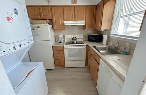 Sea Isle City Condo | 26 42nd Street 1st Fl Unit 107