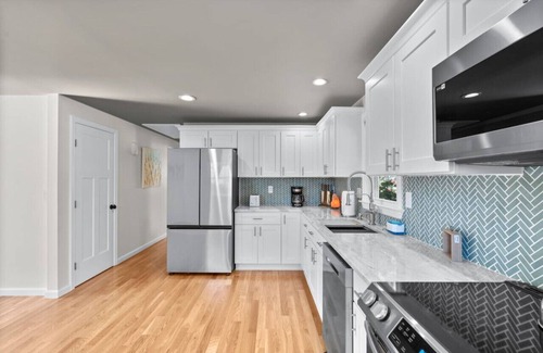 Plainville House | #26 Beautifully Renovated 2 BR Home