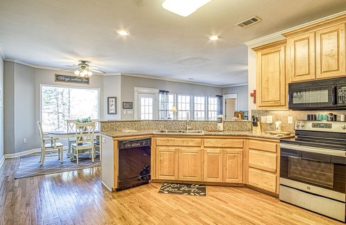 Hot Springs Village House | 26 Belleza Way- A beautiful Home on the 10th fairway of Ponce DeLeon Golf Course