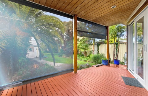 Lakes Entrance Cottage | 26 Church - Lakes Entrance