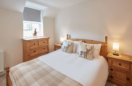 Whitby House | 26 m² House ∙ 3 bedrooms ∙ 5 guests