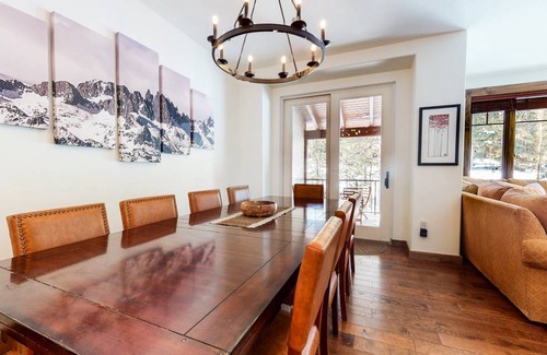 Woodwinds House | 260 m² House ∙ 4 bedrooms ∙ 11 guests