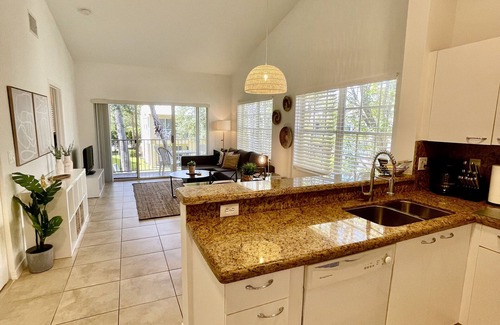 Boca Raton Apartment | 260D - 2Bed Apt in West Boca Raton - Close to Evert & Boca Prep
