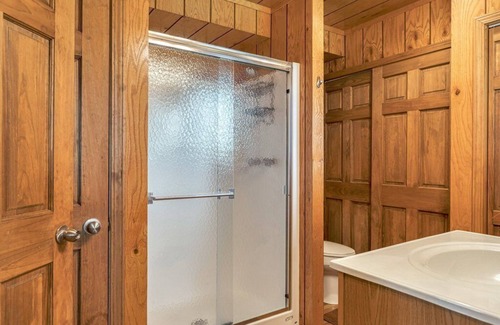 Innsbrook Ski Chalet | 2621 Grendel Grove, Gorgeous Lakeside Chalet with Yard, Firepit, Private Dock By Sarah Bernard
