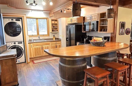 Austinburg House | 27 Acre Wine Country Estate
