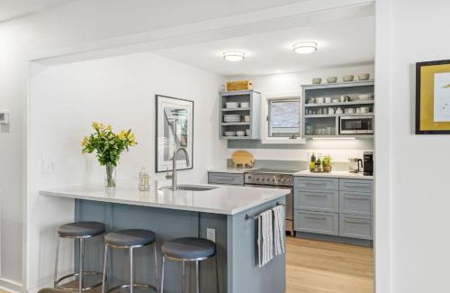 West Beach House | 27 Inlet Cove Cottage by Akers Ellis Rentals