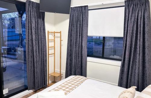 Cooma House | 27 Inn Cooma
