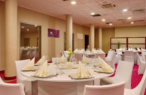 Chorzow Batory Hotel | 27 m² Hotel ∙ 5 guests