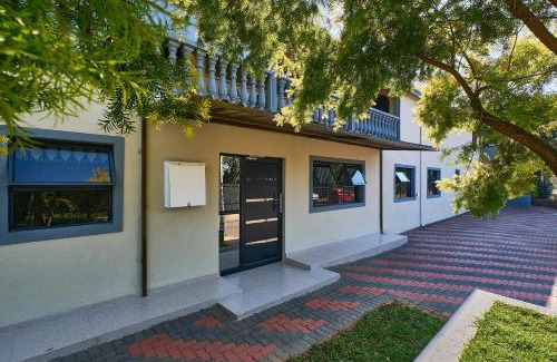Northcliff Apartment | 27 Musilis