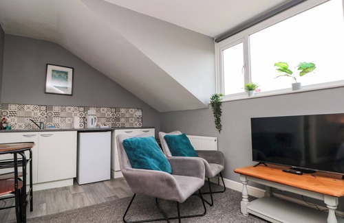 Scarborough Cottage | 27 Westbourne Grove